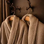 Wellness Tuin - Ultieme Partner Beleving - St Hubertus Met Indoor Jacuzzi, Openhaard, Prive Hottub En Prive Sauna In Jachthut Stijl - Gratis Fles Prosecco & Leuke Partner Connect Box !