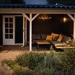 Wellness Tuin - Ultieme Partner Beleving - St Hubertus Met Indoor Jacuzzi, Openhaard, Prive Hottub En Prive Sauna In Jachthut Stijl - Gratis Fles Prosecco & Leuke Partner Connect Box !