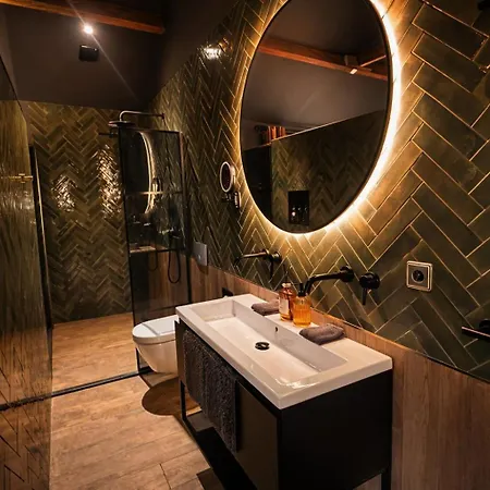 Wellness Tuin Noord Limburg - Met Indoor Jacuzzi, Openhaard, Prive Hottub En Prive Sauna In Jachthut Stijl - Ultieme Partner Beleving Jaktstuga Horst