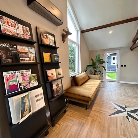 Lodge Wellness Tuin - Ultieme Partner Beleving - St Hubertus Met Jacuzzi ,openhaard, Privé Hottub En Privé Sauna In Jachthut Stijl *