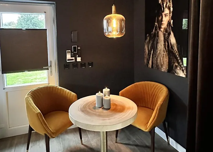 بيت خشبي Wellness Tuin - Ultieme Partner Beleving - St Hubertus Met Indoor Jacuzzi, Openhaard, Prive Hottub En Prive Sauna In Jachthut Stijl - Gratis Fles Prosecco & Leuke Partner Connect Box ! *