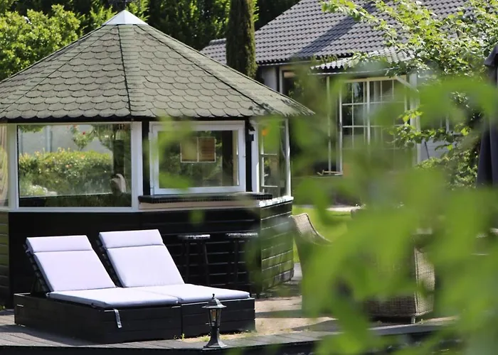 Wellness Tuin - Ultieme Partner Beleving - St Hubertus Met Indoor Jacuzzi, Openhaard, Prive Hottub En Prive Sauna In Jachthut Stijl - Gratis Fles Prosecco & Leuke Partner Connect Box ! بيت خشبي *